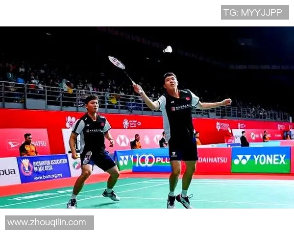 赛后分析:西安羽毛球队与广州羽毛球队的实力对决与战术探讨 赛后分析:西安羽毛球队与广州羽毛球队的实力对决与战术探讨