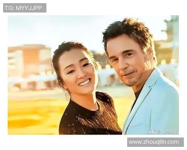 内娱女明星与足球明星的甜蜜互动背后揭示的爱情与事业的双重挑战